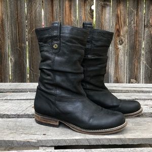 Black Steve Madden scrunch boots